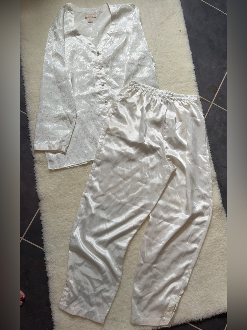 Victoria’s Secret vintage pijama set
